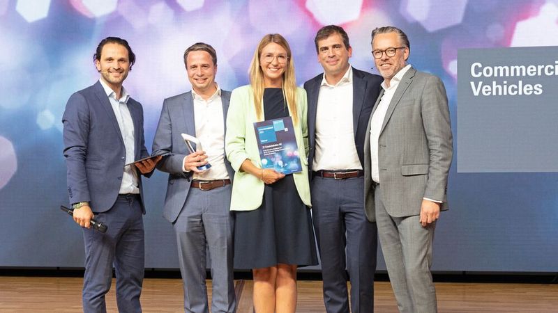 Auch der Automechanika Innovation Award wurde in diesem Jahr wieder verliehen. (Bild: Messe Frankfurt)