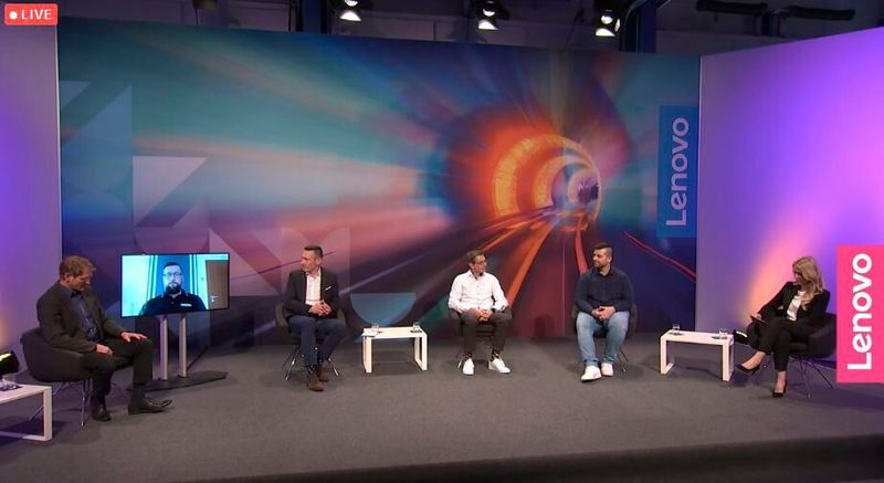 Die Diskussionsrunde: Paul Höcherl, Complex Deal Sales Architect Lenovo ISG, Florian Pawletta, VMware Business Development Manager DACH, Tom Völter, Senior Sales Manager Lenovo ISG, Sven Nimmich, Storage Solutions Sales Specialist Lenovo ISG, Carsten Stolz, Technical Solution Sales / Solutions Engineer - IT Architekt  (IT-Business)