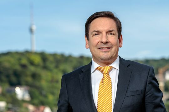 (Karl Heinz Mosbach ist Geschäftzsführer bei der ELO Digital Office GmbH. (Bild: ELO Digital Office))