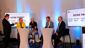 Der Landesvebandstag bot neben einer umfangreichen Messe auch Panel-Diskussionen, die Herausforderungen aufzeigten aber auch das Motto der Veranstaltung klar machten: "Keine Panik!". Das gilt für jene Betriebe, die sich zukunftssicher aufstellen.  (Bild: Klasing)