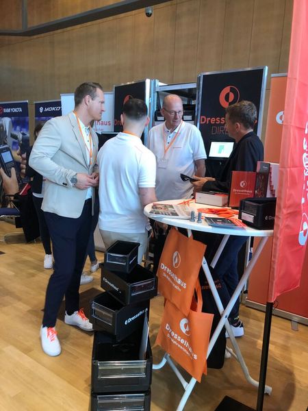 Besucher nutzen den Fachaustausch mit den Experten. (Bild: VCG/Juliana Pfeiffer)