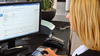 Digitale Akten sparen im operativen Geschäft viel Zeit. (Bild: Mauritz/»kfz-betrieb«)