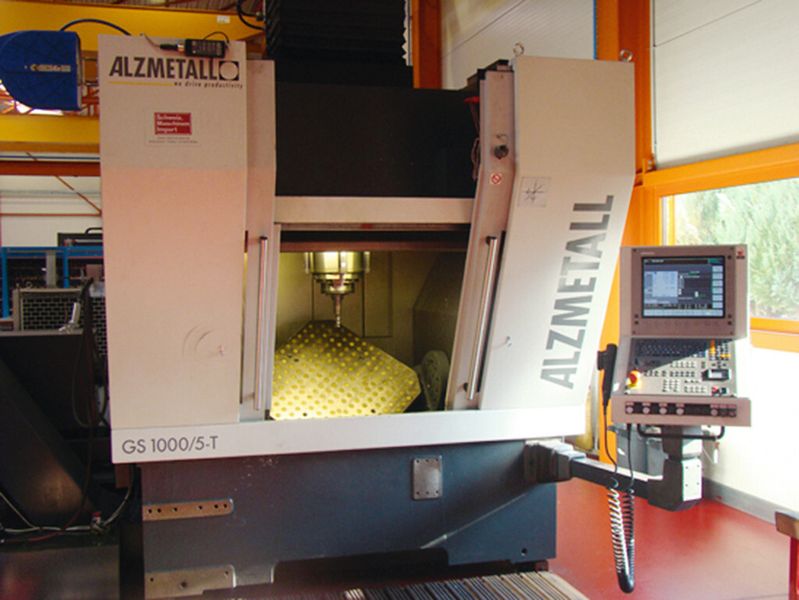 Alzmetall-Bearbeitungszentrum. (Bild: Lobag)