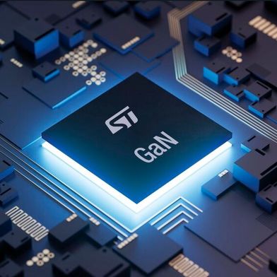 STMicroelectronics expands its PowerGaN portfolio with 700 V HEMTs (6–29 A, 53–270 mΩ typ.), delivering lower switching and conduction losses to increase efficiency and power density for AI servers, robotics and industrial power supplies. (Source: STMicroelectronics)