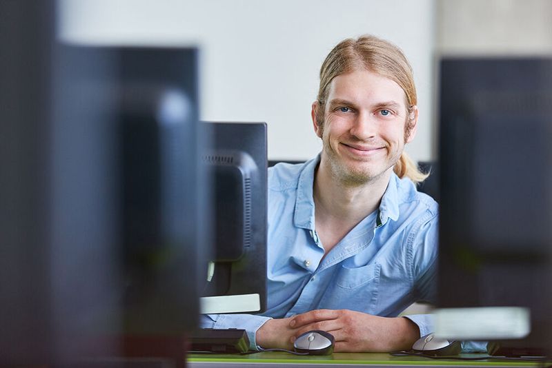 Ein Informatik-Student zum anderen: 