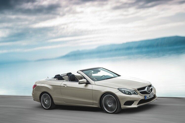 Vom E-Klasse-Cabrio konnte Mercedes bisher rund 100.000 Exemplare absetzen. (Foto: Daimler)