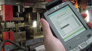 Das neue elektronische Werkzeugbuch für Stanz- und Umformwerkzeuge soll auch neue Geschäftsmodelle für die Blechbearbeitung ermöglichen. Bild: Schwer + Kopka (Archiv: Vogel Business Media)