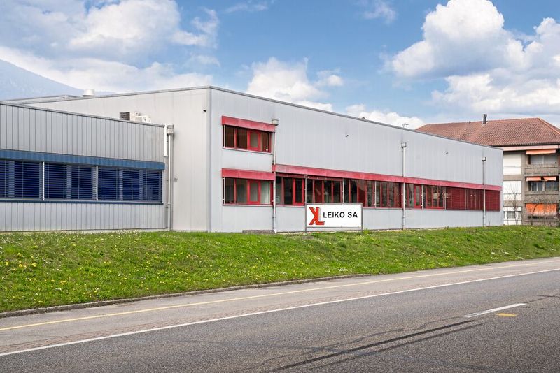 Mit sechs Mitarbeitern und einer umfangreichen technologischen Ausstattung liefert die Leiko SA. verschiedenste Präzisionsbauteile und -Baugruppen an hochanspruchsvolle Branchen wie die Uhren-, Medizin-, Automobil- und Luftfahrt- und Maschinenbauindustrie. (Bild: Leiko SA.)