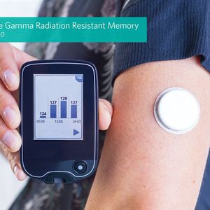 Dem nichtflüchtigen Speicher DS28E80 von Maxim machen Gammastrahlen nichts aus. Damit eignet er sich zum kallibrieren von medizinischen Geräten.