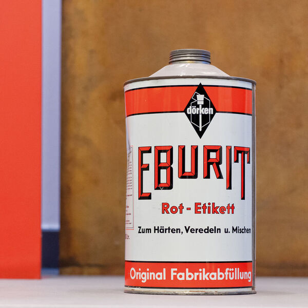 Das erste Markenprodukt von Dörken: Eburit. (MONIKA GOECKE BIELEFELD GERMANY)