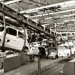 Noch 1972, also im Jahr vor Produktionsende, lieferte das Werk in Barcelona fast 70.000 Fahrzeuge aus. Insgesamt verließen von 1957 bis 1973 rund 800.000 Fahrzeuge die Fertigungshallen.(Bild:  Seat)