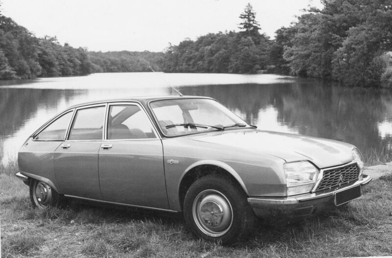 Zwar galt der Wankelmotor als innovativ und sehr laufruhig, leider aber auch als durstig – während der Ölkrise keine gute Eigenschaft, das Modell verkaufte sich nicht. Als Peugeot bei Citroën einstieg, endete das Projekt „Birotor“. (Citroën)