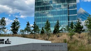 The facility, which is targeted to begin commercial operations in 2027, will serve growing demand for zero-carbon intensity fuels for the mobility market as well as other industrial markets.  (Source: Joe Eilenberg/Air Products)