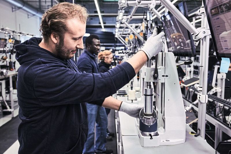 AR production in Kaufbeuren.(Image: Agile Robots)