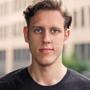 Giovanni Cavolina, Chief Business Development Officer 9T Labs AG «Additive Fertigung von strukturellen CFK-Bauteilen – Kostenvorteil und optimales Bauteilverhalten für die Serienfertigung»