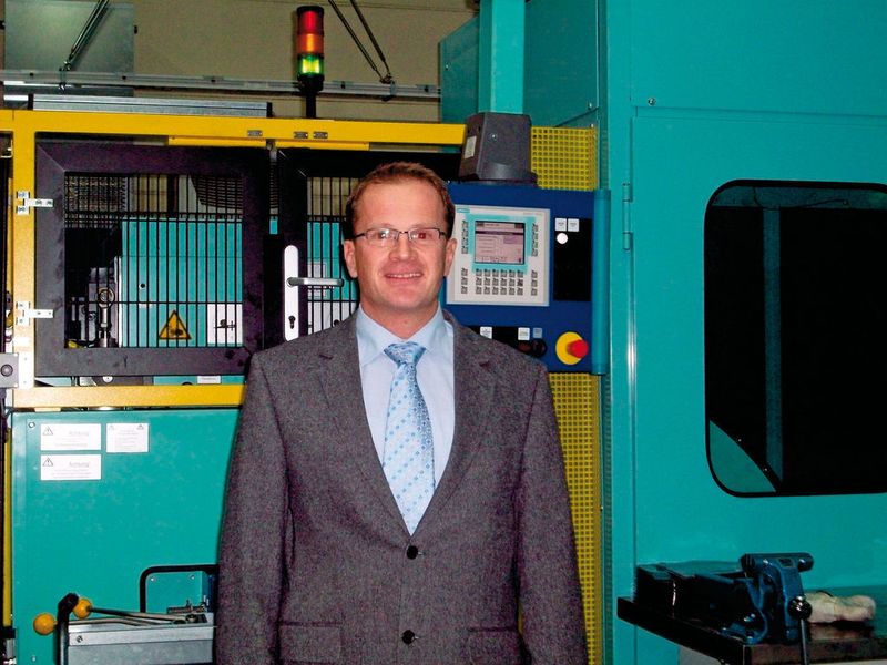 Heinz Adams, Leiter Bereich Teilefertigung bei Mann+Hummel: „Auf Verbesserungsvorschläge der Mitarbeiter legen wir großen Wert“. (Archiv: Vogel Business Media)
