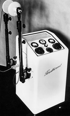 Auch Medizintechnik-Geräte entwickelte Wilhelm Harting. (Bild: Harting)