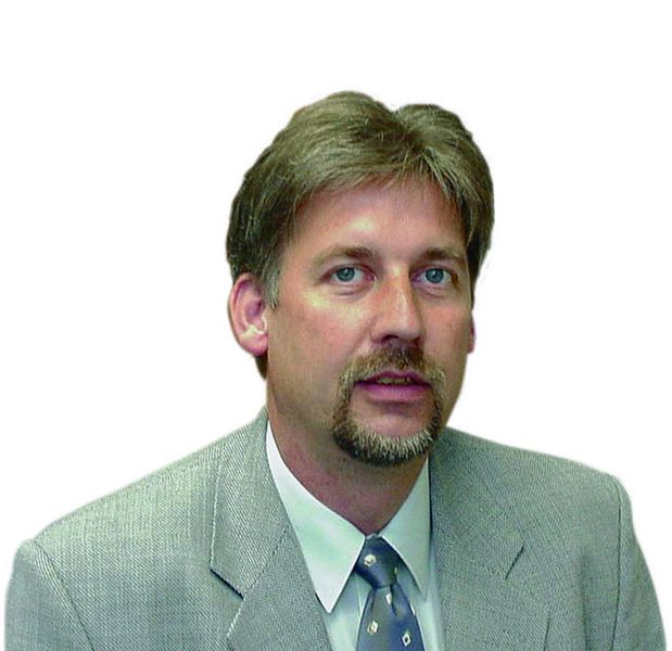 „Wir verstärken gemeinsam mit unseren Dienstleistungspartnern an bestimmten Stellen bewusst die Kompetenz. Beispiele sind der Einsatz von Technikern und Ingenieuren im Bereich Maschinen- und Online-Analysentechnik.“ Peter Missal, Leiter der Instandhaltung des Dow Olefinverbundes (Archiv: Vogel Business Media)