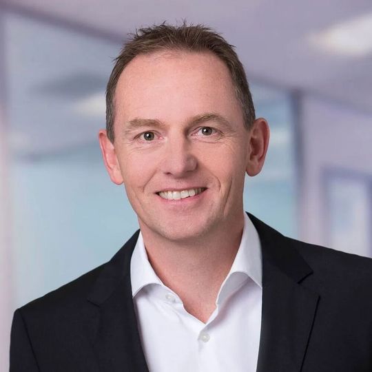 Michael Kellers hat Maschinenbau Fachrichtung Konstruktionstechnik an der Fachhochschule Niederrhein in Krefeld studiert und ist seit 1997 bei der heutigen EnginSoft GmbH angestellt.(Bild:  Enginsoft GmbH)