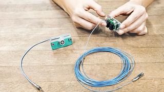 Werkzeuginnendrucksensoren, die auf dem piezoelektrischen Effekt basieren, ermöglichen die direkte Messung des Drucks in der Kavität mittels Sensoren. (Bild: Meusburger)