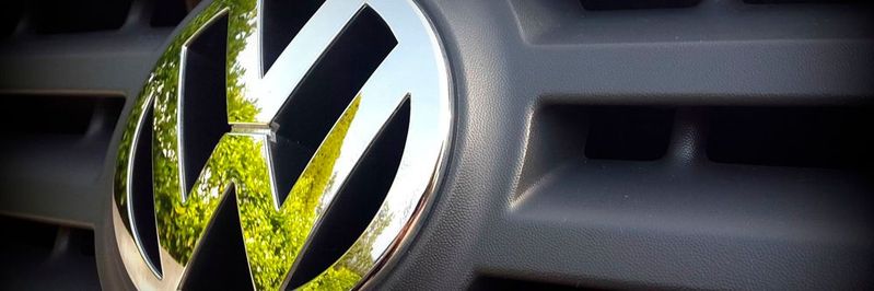 Volkswagen und AWS haben den Aufbau einer "Volkswagen Industrial Cloud" bekannt gegeben. Dabei handelt es sich um eine Cloud-basierte digitale Produktionsplattform, die zu einer Vernetzung der Produktions- und Logistikprozesse des Automobilkonzerns führen wird.(Bild:   / CC0)
