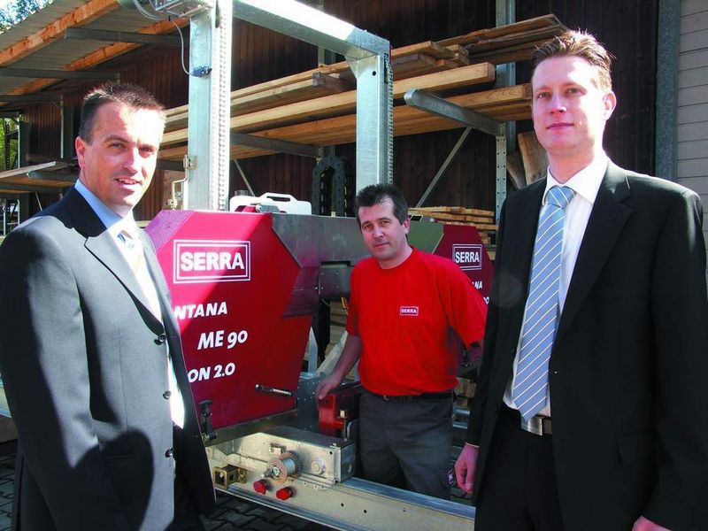 Die Macher: von links: igus-Vertriebsleiter Tobias Vogel, Konstruktionsleiter Manfred Rosam (Serra) und Christian Seidl (igus) (Archiv: Vogel Business Media)