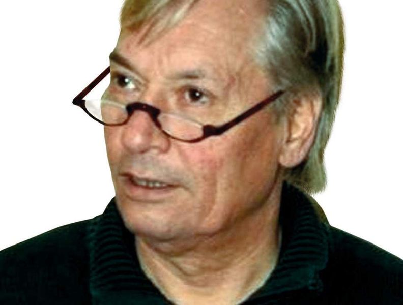 „Mit unseren neuen Flächenlichtkörpern bieten wir das erste LED-Lichttafelsystem mit Direkteinleuchtung, das einen Energiespareffekt bis 90% erreicht“, sagt Rainer Horst, Geschäftsführer der A.L.D. GmbH in Beelen. Bild: A.L.D. (Archiv: Vogel Business Media)
