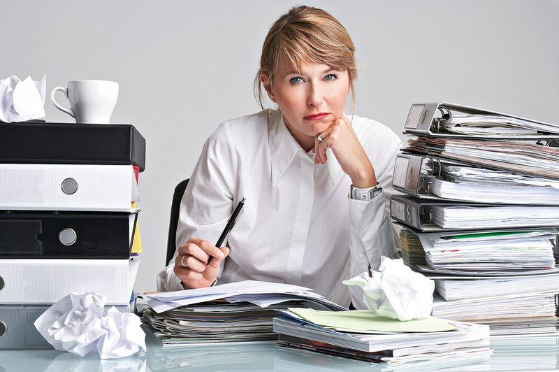 Auf Platz 10 der Gehaltsgewinner der Indeed-Gehaltsanalyse steht das Management. Hier kann man im Jahr 2024 2,8 Prozent mehr als im Vorjahr verdienen. (Bild: Franz Pfluegl - stock.adobe.com)