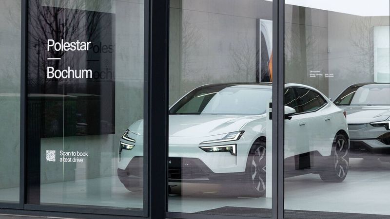 Nach dem Erfolg der temporären Markenrepräsentanz im Bochumer Shopping-Center fiel die Entscheidung, den Laden in einen permanenten Polestar-Space umzuwandeln. (Bild: Polestar)
