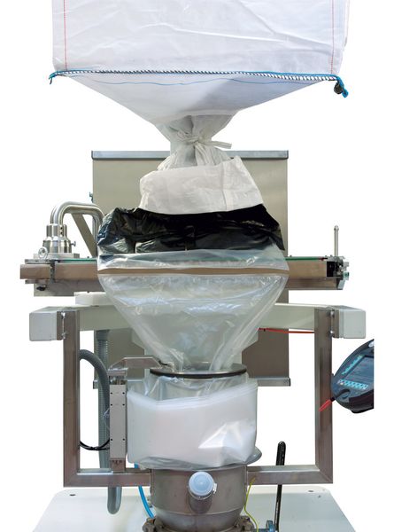 Big Bags kontaminationsfrei Befüllen und Entleeren mit Containment-Folien-System (Bild: Novindustra)