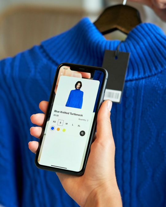 (Mithilfe von Omnichannel-Lösungen können Einzelhändler das Einkaufserlebnis verbessern. (Bild: Scandit))