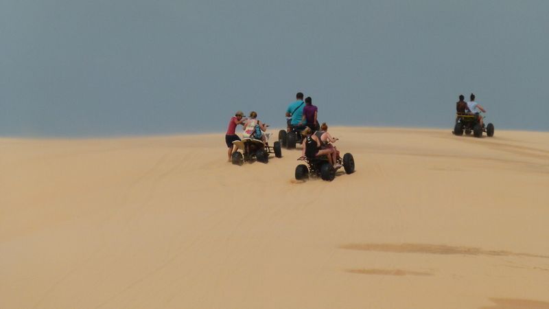 Ein besonderes Schmankerl war die Buggy-Tour durch die Wüste. (Bild: Aetka)