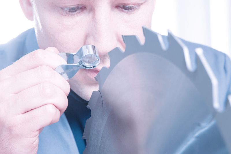 Bild 1: Vollmer bietet ab 18. Februar in Biberach eine umfassende Schulung zum Thema Instandhaltung und Herstellung von Hartmetallsägen an. (Bild: Vollmer)