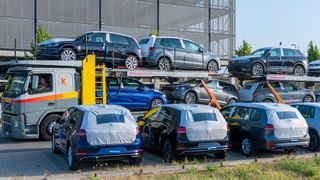 Der Handel steht im Zuge der Corona-Krise unter Druck. (Bild: © Günter Wicker / Flughafen Berlin Brandenburg GmbH)