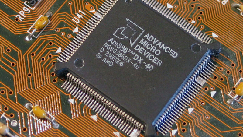 Ein Mikroprozessor von AMD der 386er-Serie. 