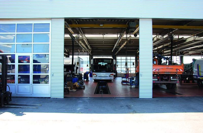 Moderne Gebäude und viel Platz auf dem Gelände kennzeichnen den Nutzfahrzeugbetrieb von Assenheimer Mulfinger. (Archiv: Vogel Business Media)