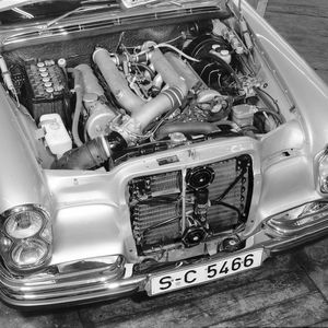 (Daimler AG)
