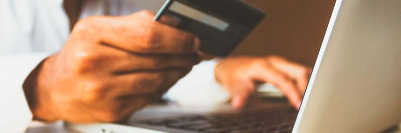 Dreh- und Angelpunkt beim E-Sourcing ist eine zentrale, webbasierte Plattform, die eine schnelle und transparente Vergabe ermöglicht.(Bild:  gemeinfrei / Unsplash)