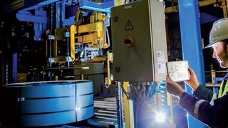 Die Industriedienstleister Bilfinger machen ihr Instandhaltungsportfolio transparent: Mit dem Projekt iMaintenance sollen Instandhalter jederzeit auf Meldungen und Aufträge aus SAP zurückgreifen können und die entsprechenden Rückmeldungen ins System einspeisen. (Bild: Bilfinger/Nadine Rupp)