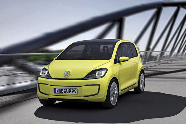 Der Elektro-Up mit 82 PS und 210 Nm Drehmoment ist das erste reine Elektroauto von Volkswagen und soll Ende 2013 auf den Markt kommen (Bild: Volkswagen)