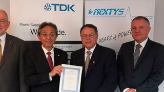 TDK-Lambda übernimmt die Nextys SA (v.l.): Adam Rawicz (Managing Director TDK-Lambda EMEA), Kazuhiko Sekimoto (General Manager Administration Div. TDK-Lambda Corporation Japan), Marius Ciorica (CEO Nextys SA) und Gustav Erl (General Manager TDK-Lambda Germany).
 (TDK Lambda)
