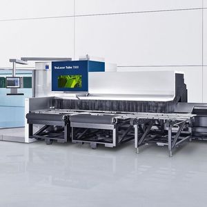 Universell und flexibel für ein breites Spektrum an Rohren und Profilen vom Einzelstück bis zur Serienfertigung einsetzbar: die 3D-Laserschneidanlage TruLaser Tube 7000 fiber. 