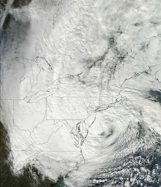 Das Satellitenbild zeigt Sandy über der US-Ostküste (Foto: NASA/Goddard)