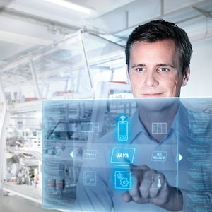 Mit Open Core Engineering entkoppelt Rexroth die Entwicklung von Automatisierungsfunktionen von der Programmiersprache und den eingesetzten Geräteplattformen.
