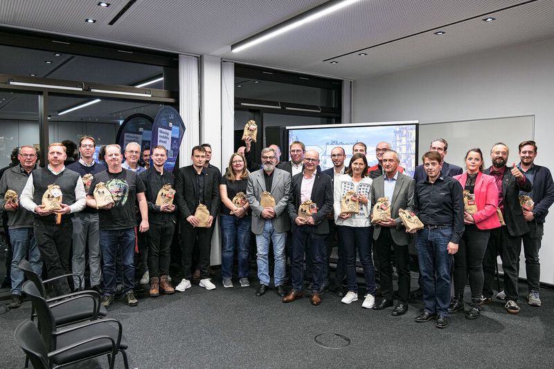 Bei dem Wettbewerb sorgten wieder zahlreiche Expertinnen und Experten für eine faire Bewertung. Sie waren zum großen Teil aus ganz Deutschland angereist. (Bild: Schmidt - VCG)