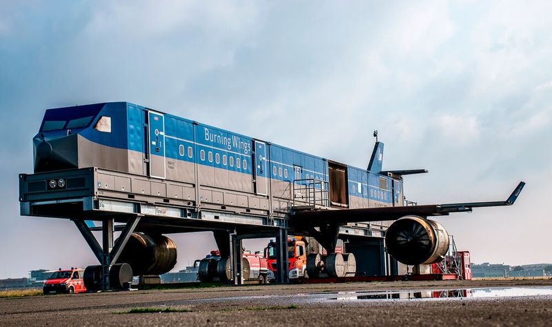 Nachbau eines A320/B737-Flugzeugs für Trainingszwecke (Bild: Fire Go)