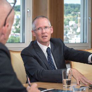 «Der Schweizer Zuliefermarkt spielt für unsere Produktion eine ganz wesentliche Rolle.» Prof. Dr. Hans Gut, Managing Director, MAN Diesel & Turbo Schweiz AG.