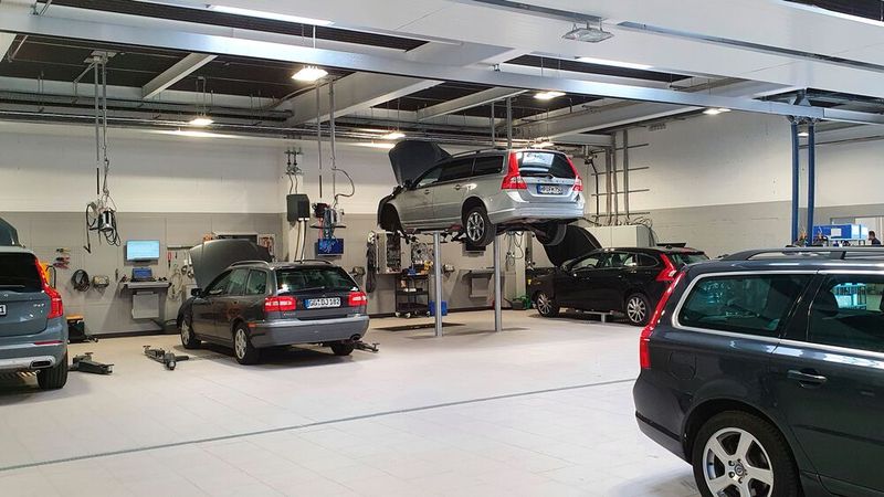 Ein großer Teil der alten Werkstatt konnte in den Neubau integriert werden. (Bild: Mauritz/»kfz-betrieb«)