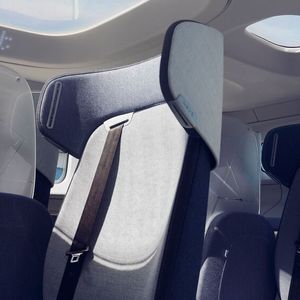 Die flexiblen Sitze lassen sich abhängig vom Einsatzzweck unterschiedlich anordnen.(Bild:  NEVS)