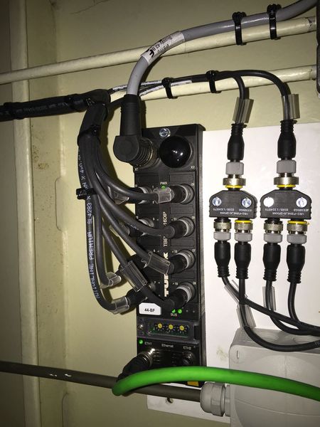 Schaltkästen und andere Schutzeinrichtungen sind mit Turcks robusten Block-I/O-Lösungen in IP69K nicht mehr erforderlich. (Bild: Turck)